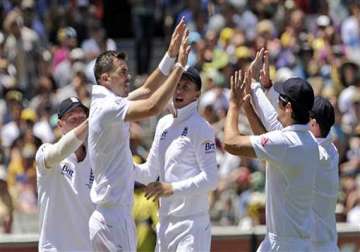 ashes australia 164 9 at stump day 2 4th test