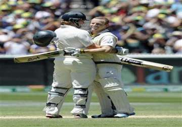 ashes australia crushes england by 8 wickets chris rogers hits second ton