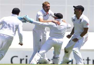 ashes broad takes 5 wickets australia 273/8 on day 1 of 1st test
