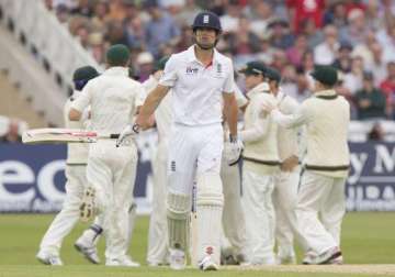 ashes england fight back on thrilling 1st day of cricket series