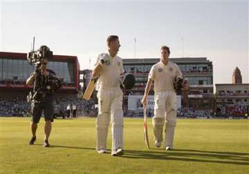 ashes england retains after 3rd test ends in draw