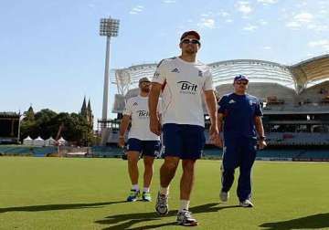 ashes treat sledging as a compliment says coach gooch