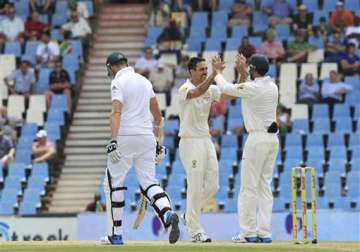 south africa 132/5 at tea trail by 349 vs australia 1st test