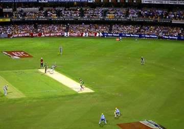 australia imports soil to mirror india pitches