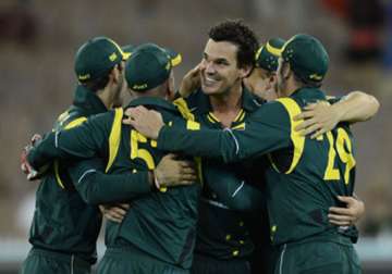australia beat sri lanka by 107 runs