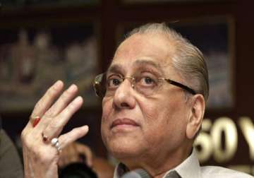 bcci calls off working committee meet dalmiya to continue