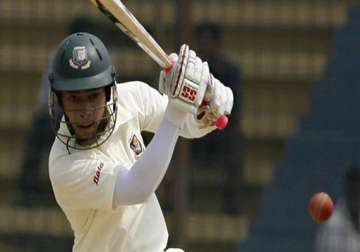 second test bangladesh 228 for 5 as rain stopped play