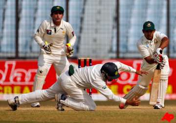 pakistan wins 1st test by an innings and 184 runs