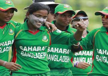 bangladesh women beat south africa in t20 opener