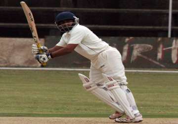 baroda beat maharashtra in hazare trophy enter knockout phase