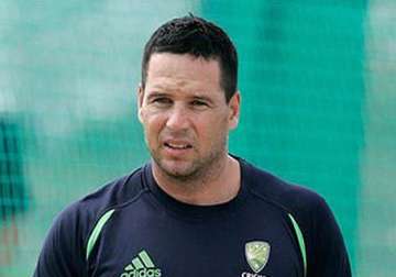 brad hodge called into australian t20 side against england