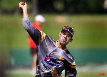 captain misbah back to boost pakistan in second test