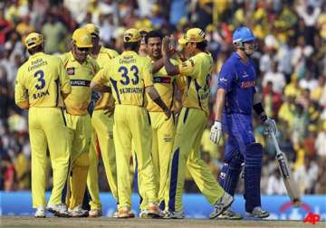 chennai super kings cruise to a eight wicket win over royals