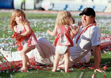 collingwood s daughters wanted england loss for daddy to come back