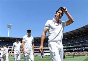 cook determined to avoid 5 0 ashes loss