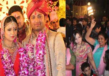 cricketer piyush chawla weds girlfriend anubhuti chauhan watch pics
