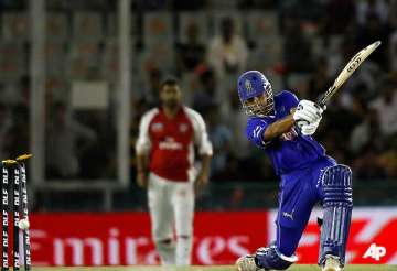 dejected warne says his batsmen made a horror start