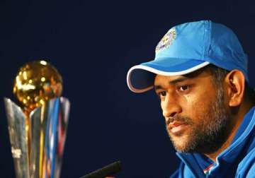 dhoni led team india to leave for t20 world cup on march 14