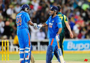 dhoni draws praise from rivals for being the finisher