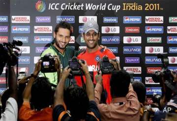 don t get distracted by media hype dhoni tells team india