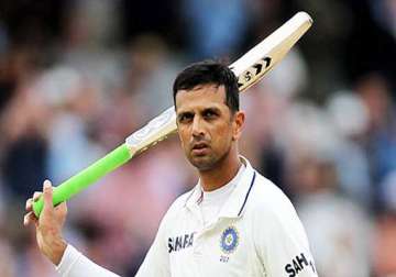 dravid to interact with indian batsmen on dhoni s request