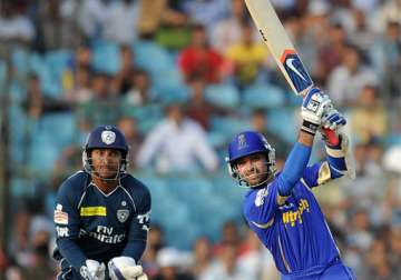 hodge s cameo helps rr clinch thriller against dc