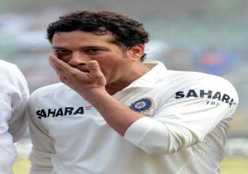 emotional tendulkar touches home pitch before saying goodbye to cricket