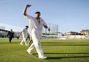 england fast bowler harmison retires