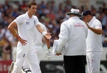 england bowler denied wicket by dead ball decision