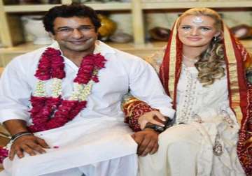 exclusive pic of wasim akram s wedding with australian shaniera thompson in lahore