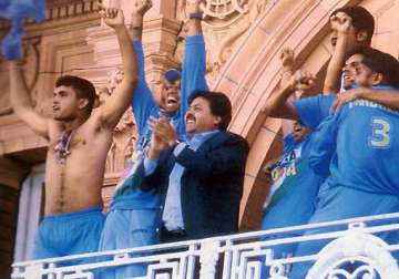 ganguly not proud of lord s jersey twirling incident