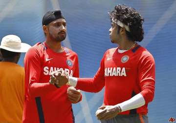 harbhajan sreesanth might get test recall for australia series