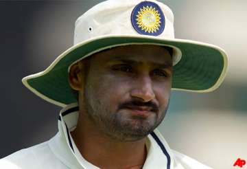 harbhajan ruled out of third test