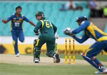 australia beats sri lanka by 32 to even odi series