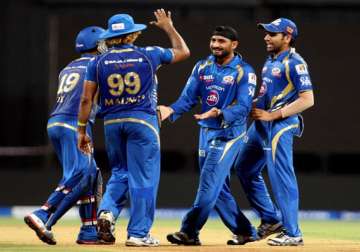 ipl7 mumbai add to delhi woes with 15 run win