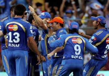 ipl6 mumbai indians wary of winless delhi daredevils