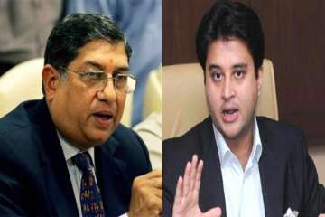 ipl spot fixing scindia calls for srinivasan s resignation