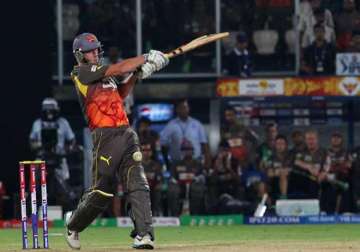 ipl 6 disciplined bowling show keeps sunrisers in hunt for play offs
