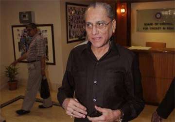 ipl betting had srinivasan felt he was short of numbers he would have quit says dalmiya