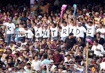 ipl fans battle it out on twitter