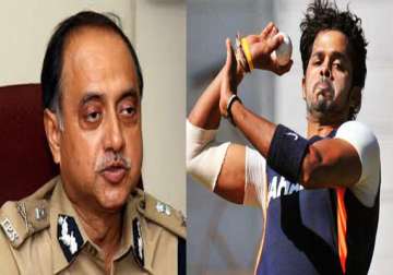 ipl fixing bookies made rs 2.5 cr from six fixed balls bowled by sreesanth in seven minutes says delhi police chief