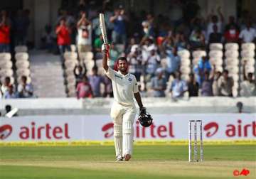 i cannot replace dravid pujara