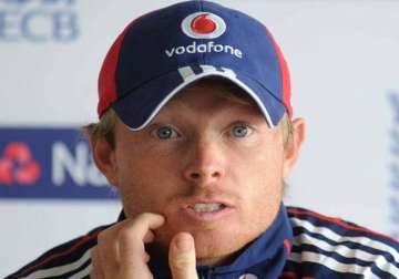 ian bell admits johnson has taken a toll on england