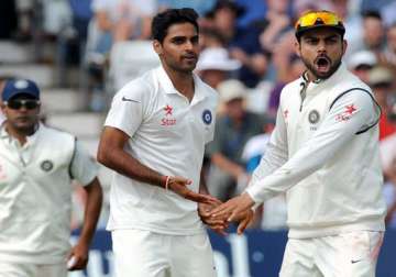 ind vs eng bhuvi takes a 6/82 as england take slender 1st innings lead