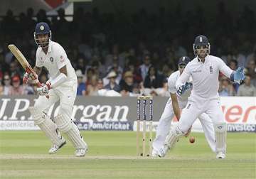 ind vs eng looking at a target of around 300 plus says pujara