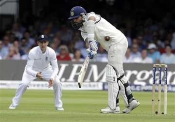 ind vs eng openers lose on green top india 73/2 at lunch day 1