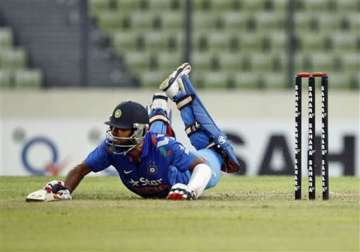 3rd odi abandoned after another indian batting collapse