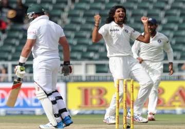 india south africa 1st test day 2 south africa 213/6 at stumps trail by 67 runs