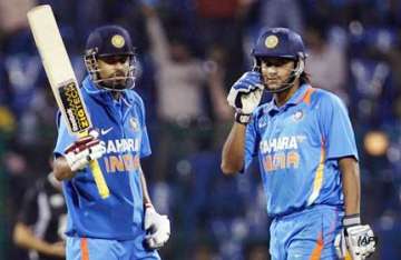 superb century by yusuf pathan as india win by 5 wkts