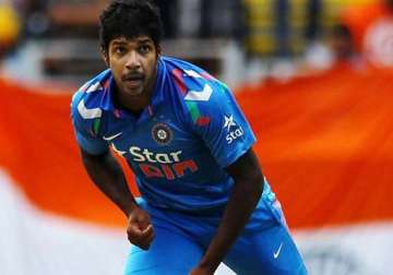 varun aaron signs for durham cricket club in english county
